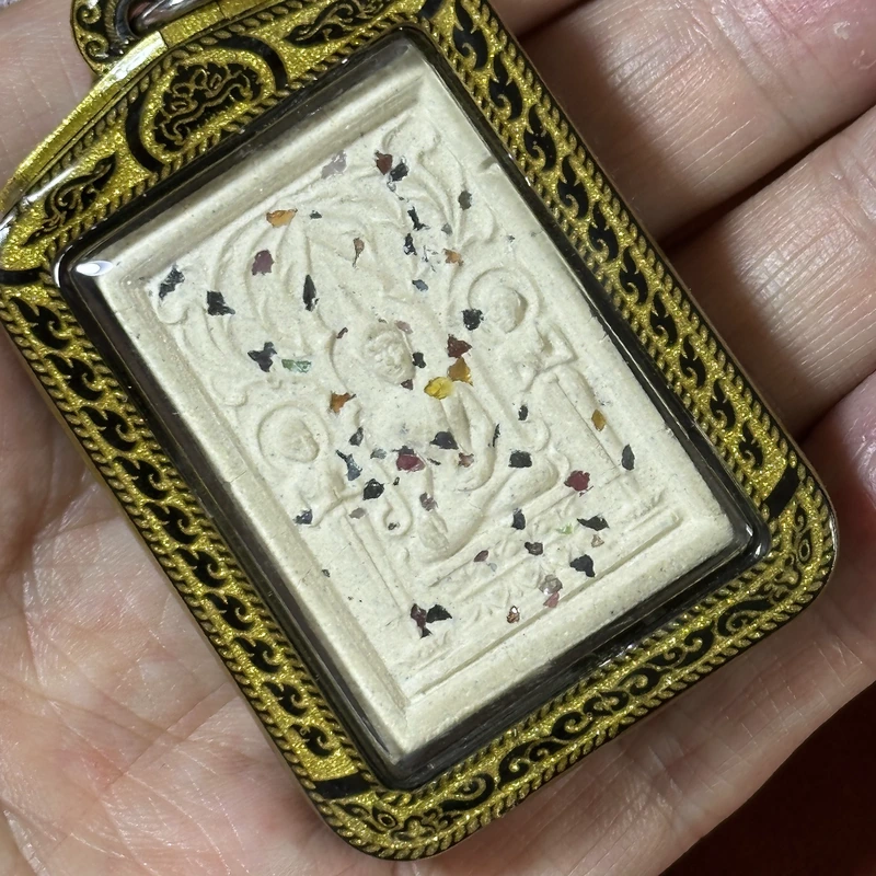 Luang Phor Komet · Somdej Gem-Scattered Sacred Powder · Wat Ratchanadda B.E. 2512 · Royal Temple · One-of-a-Kind 6