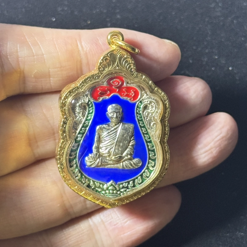 龙婆班 2559 银镀彩珐琅自身像盾形牌 三枚同款带证书 3