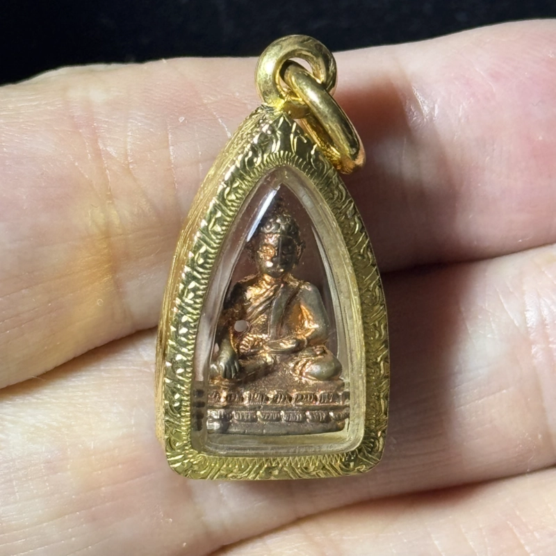 Luang Por Charan Phra Chaiwat Copper Buddha BE2556 Wat Amphawan Certified 4