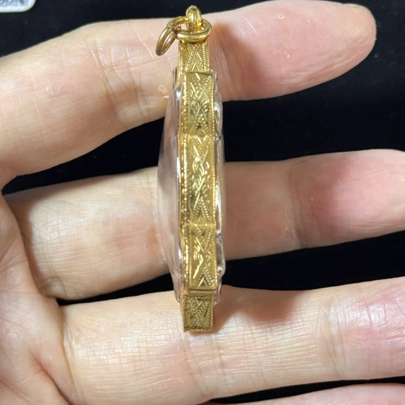 龙婆柳·乌金神龟·ผ่าโหลม版（佛历2539年瓦莱定汤寺亲主开光·铜质镀金龟形·仅此一件） 3