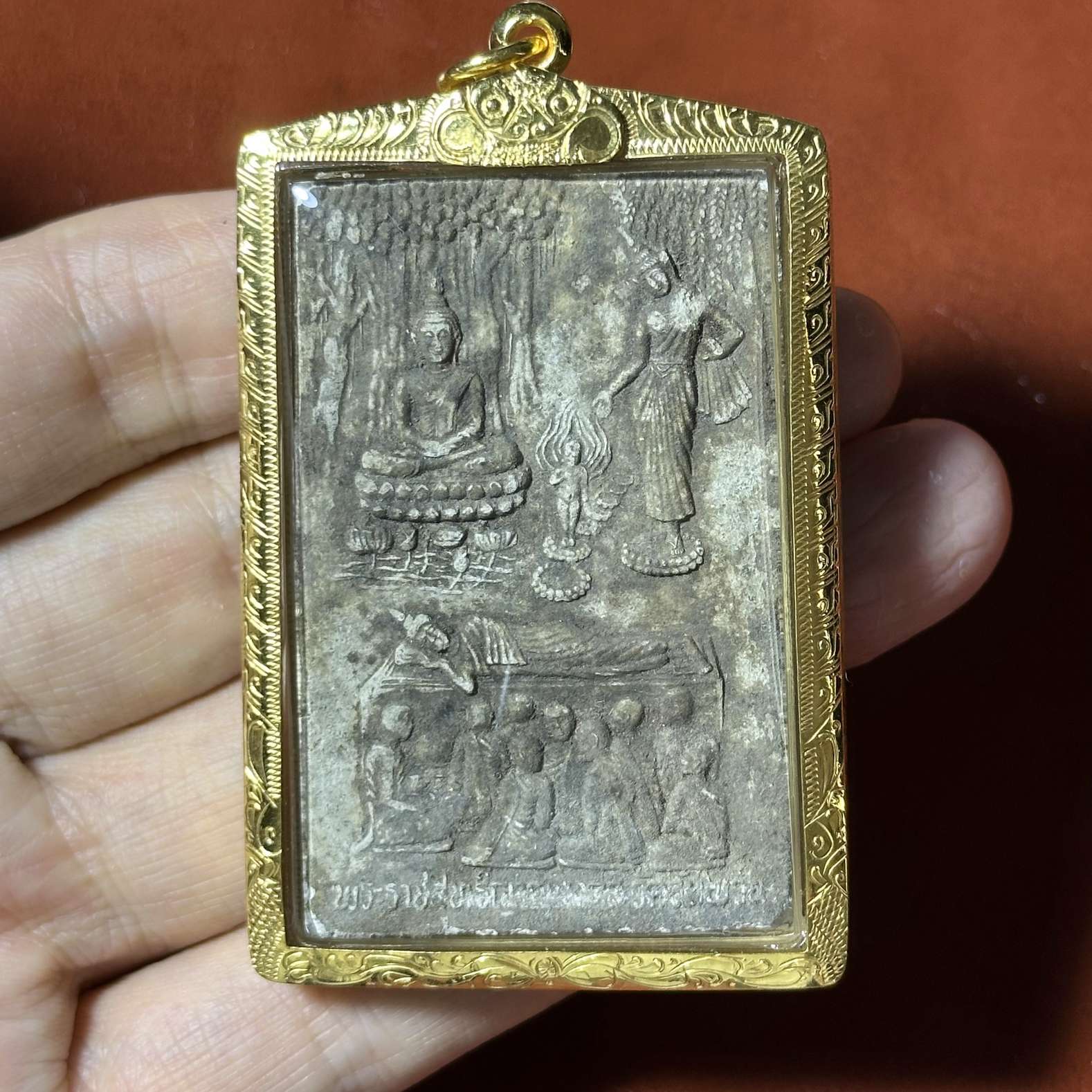 龙婆扎兰·诞生觉悟涅槃·圣粉佛牌·佛历2532年·安帕瓦寺亲制开光·附Samakom Phra鉴定证书 4