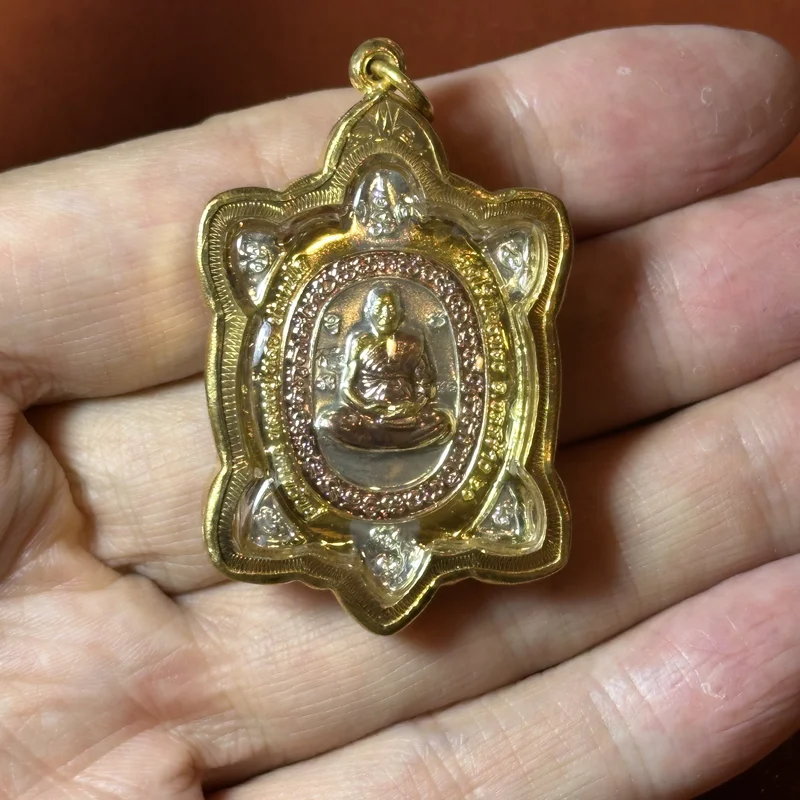 Luang Pu Liew · Phaya Tao Wealth Turtle · Gold-Plated · Wat Rai Taeng Thong B.E. 2560 1