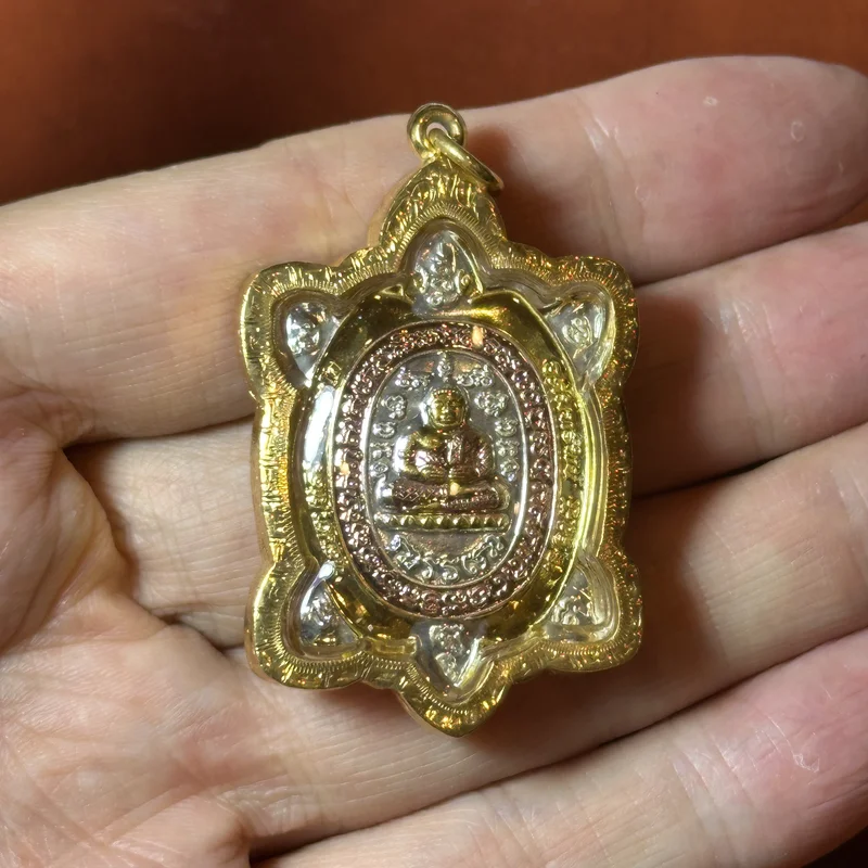 Luang Pu Liew · Phaya Tao Wealth Turtle · Gold-Plated · Wat Rai Taeng Thong B.E. 2560 3